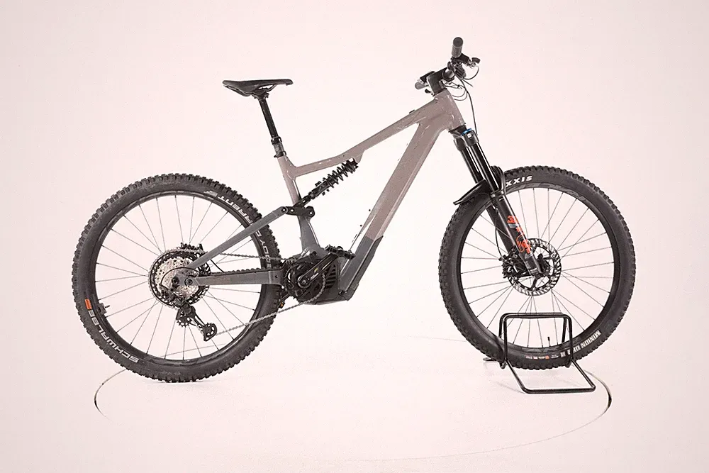 Focus Sam² 6.8 E-Bike Fully Top Elektrofahrrad Bosch Akku 750Wh Fahrrad 29" 2023