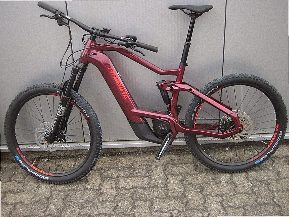 Haibike AllTrail 8 E-MTB Fully, 27,5", R=47cm, 625Wh Bosch CX, weinrot / neonrot