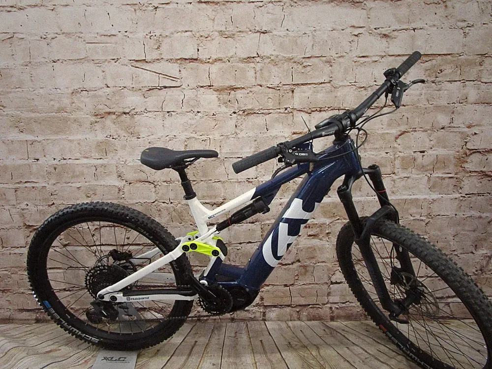 Husqvarna Mountain Cross MC2 29/27.5"xM Husqvarna Mountain Cross 630 WH Fully