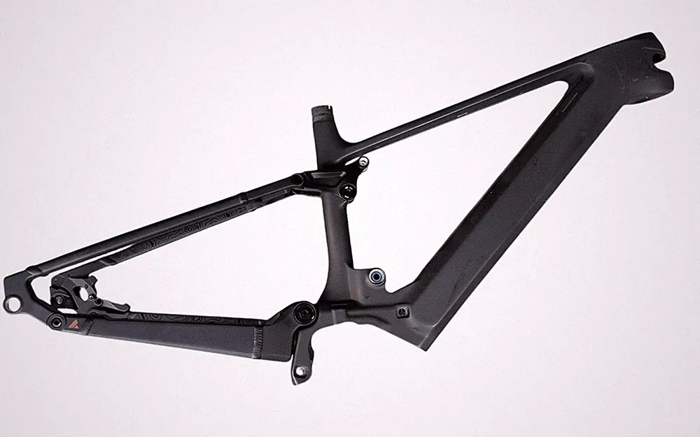 NEU Bulls Sonic AM 2 ABS Performance Gr. M/L Carbon Rahmen E-Bike Fully Bosch